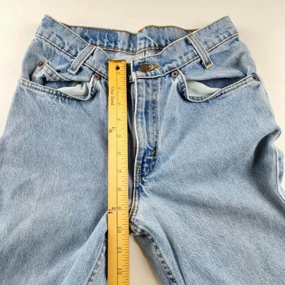 Vintage Levi's 505 Classic Fit Light Wash Jeans Size 29x30